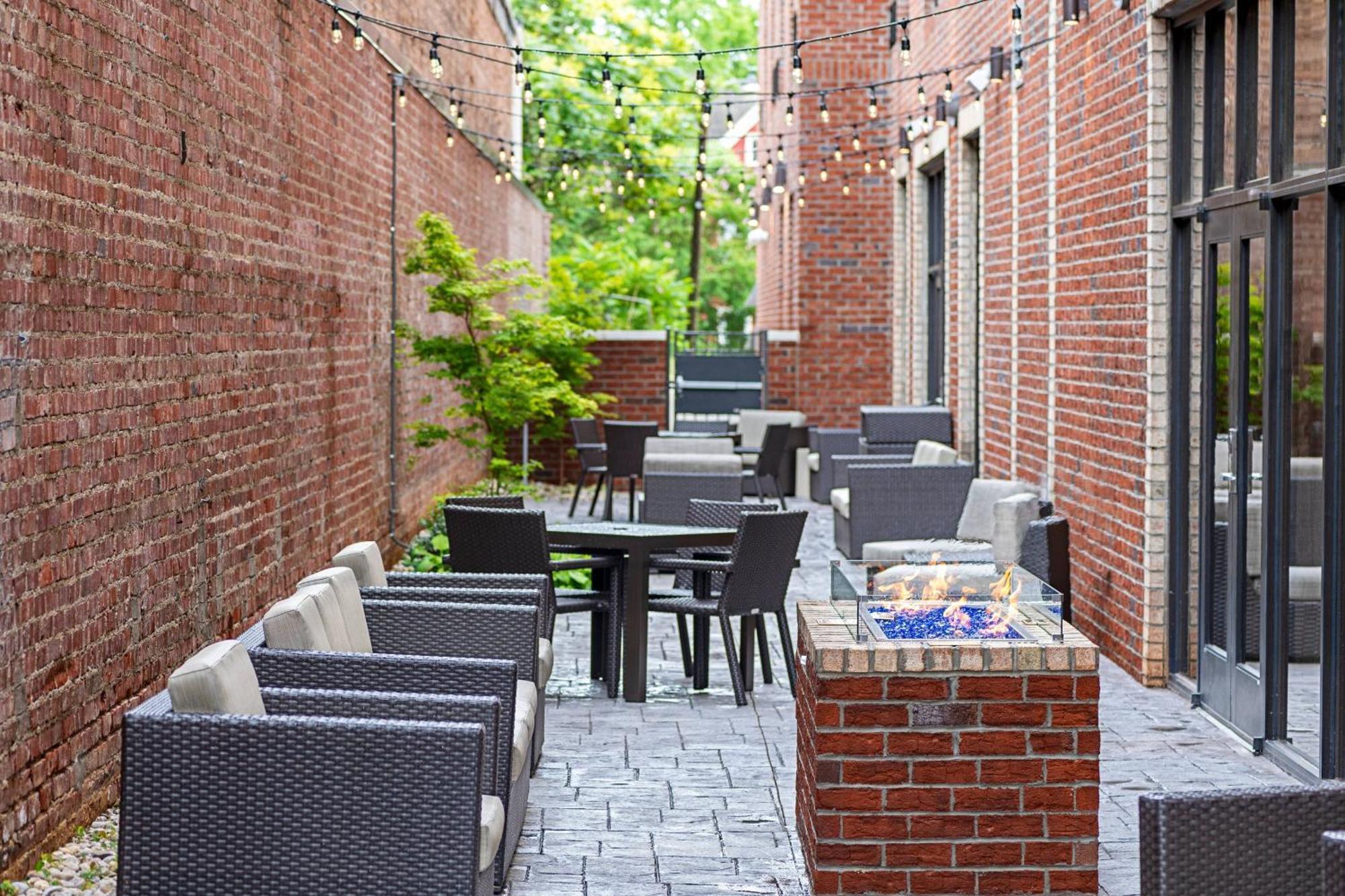Hotel Courtyard Winston-Salem Downtown Exteriér fotografie